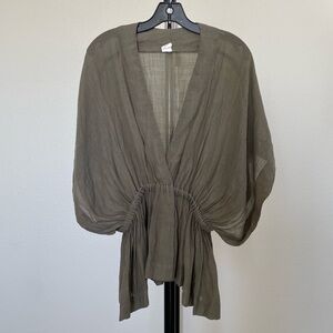 Flawless Deep Vneck Blouse Small